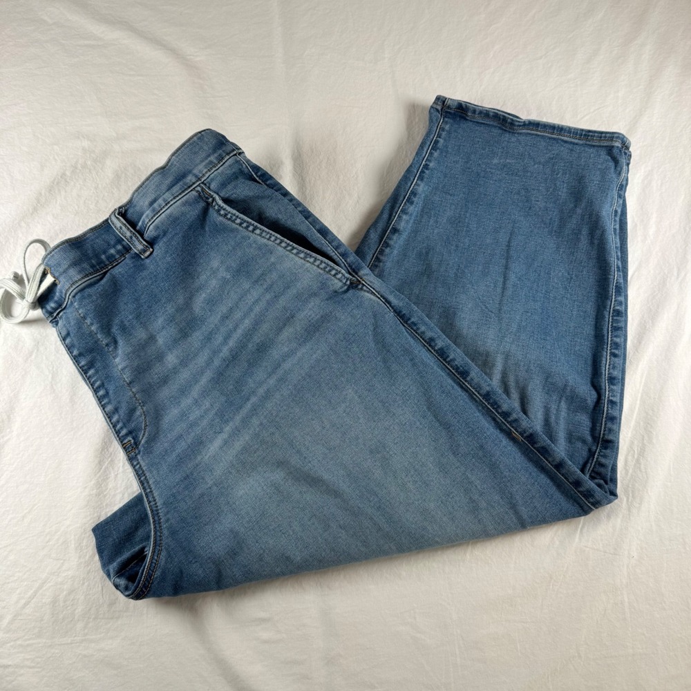 Torrid Women's Size 2S/18 Blue Weekend High-Rise Barrel Super Soft Jeans
